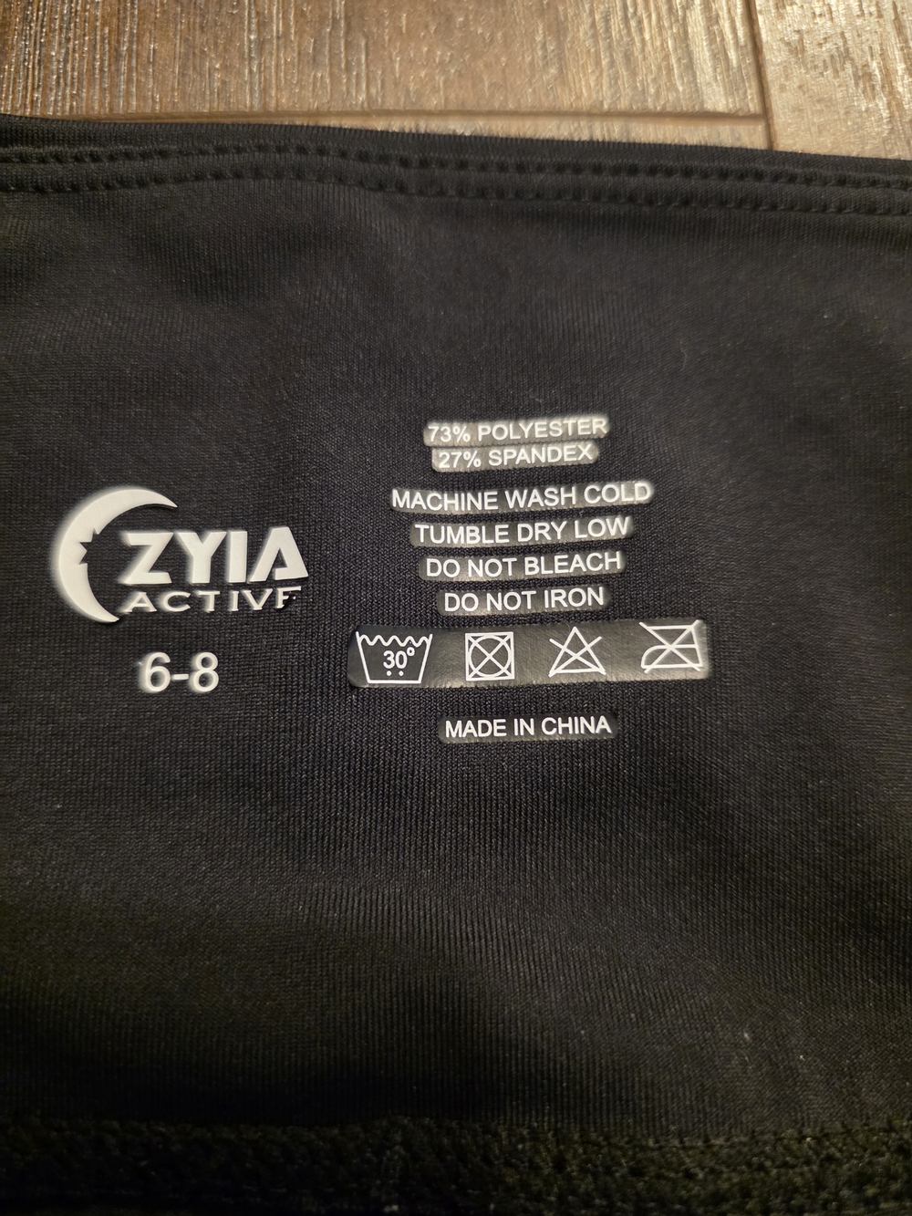 ZYIA Black Capri Leggings - Picture 3 of 4